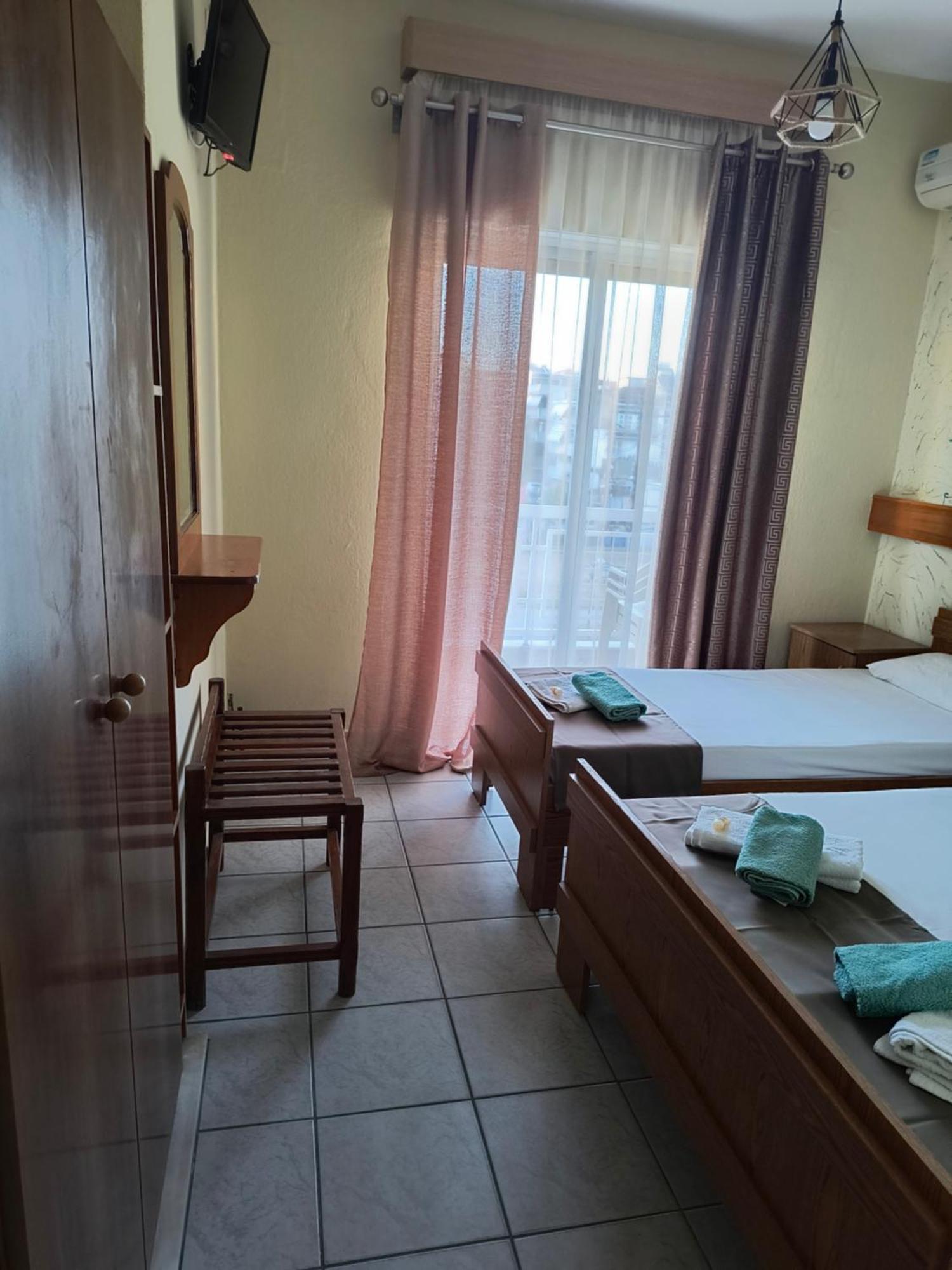 Amelies Apartments Paralia Katerinis Luaran gambar